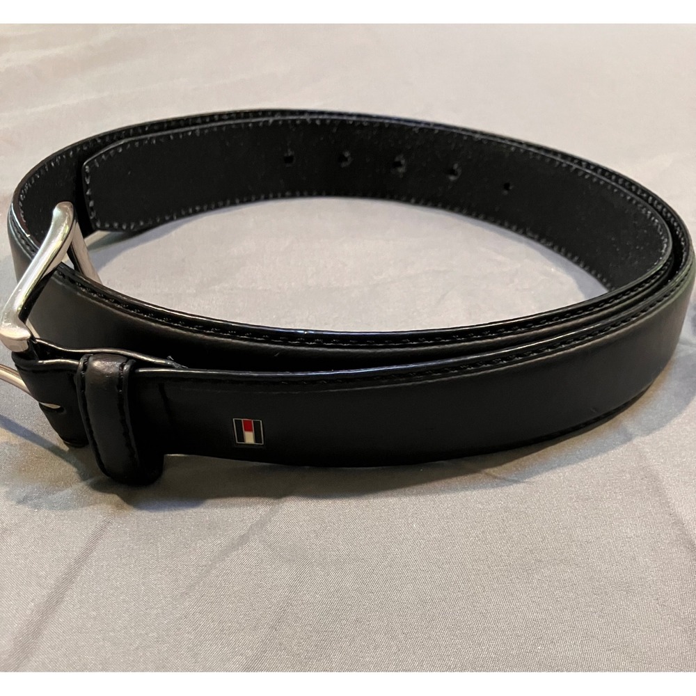 Tommy Hilfiger Belt Mens 40 Black Coated Leather Silver Buckle Logo 40/100